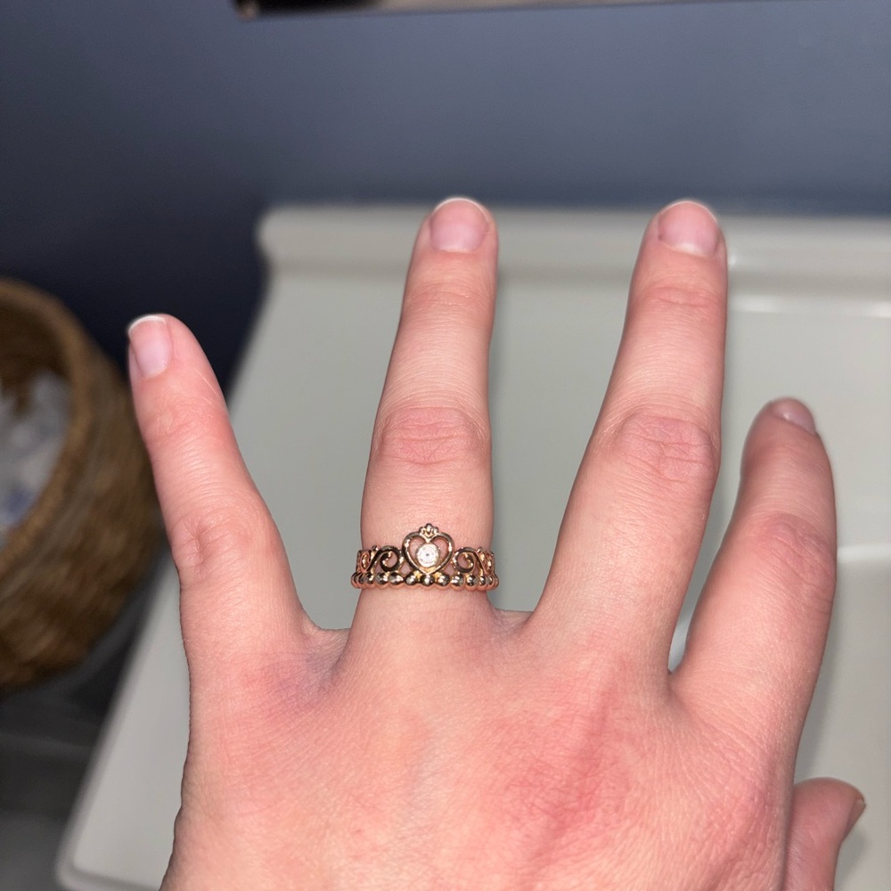 Pandora princess tiara crown ring